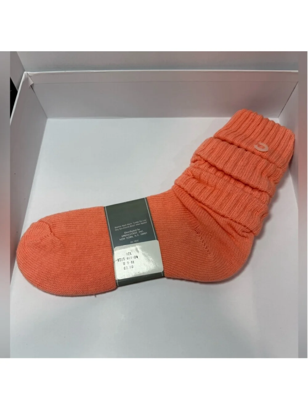 Vanderbilt Vintage Slouch Socks –Coral Peach – 100% Cotton – USA – Size 9–11 NWT
